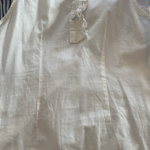 White Sleveless Tunic Ruffled Collar - Picture 7 of 7